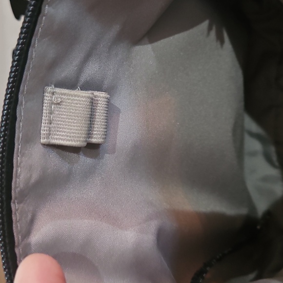 Baggallini Women's Floral Black And Gray Canvas Messenger Crossbody Bag.‎ - Picture 7 of 11